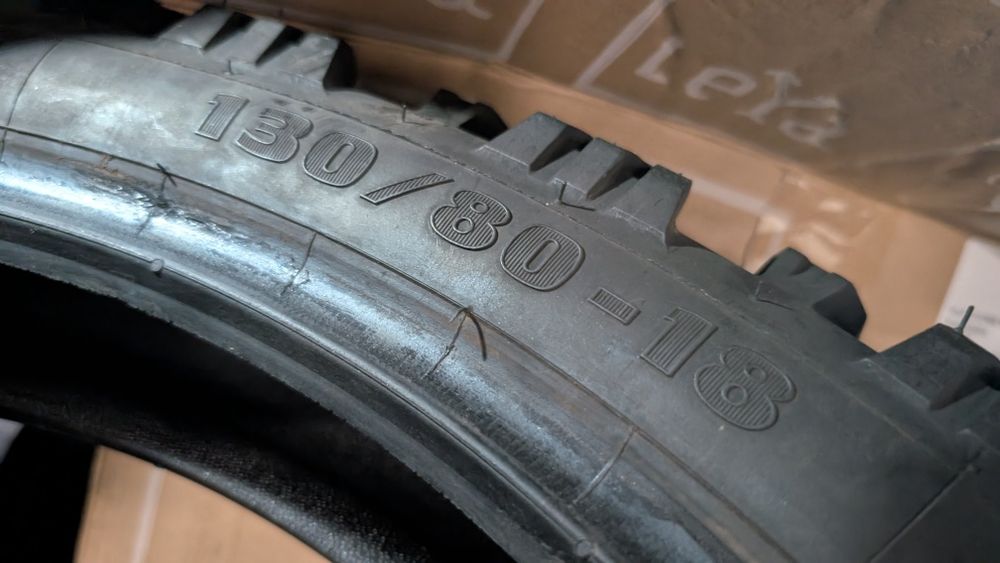 Pneus Enduro mitas