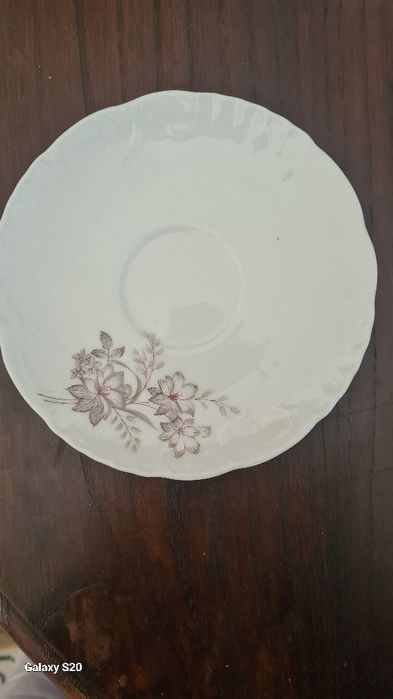 3 chávenas de chá e açucareiro lindíssimos