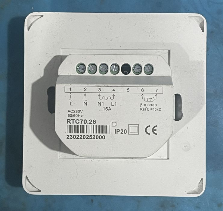 Терморегулятор с выносным датчиком