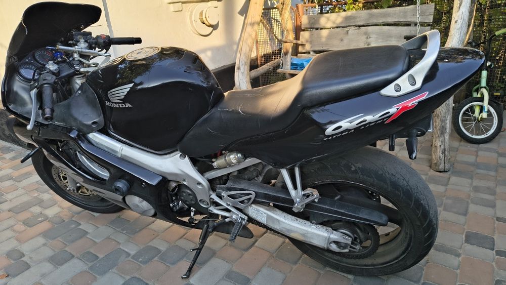 Вилка , траверси та інше honda cbr600 f4