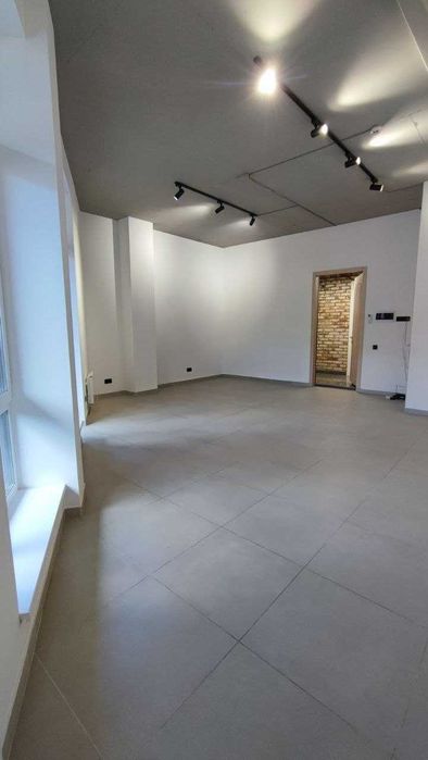 Оренда приміщення в ЖК Loft White, Центр міста