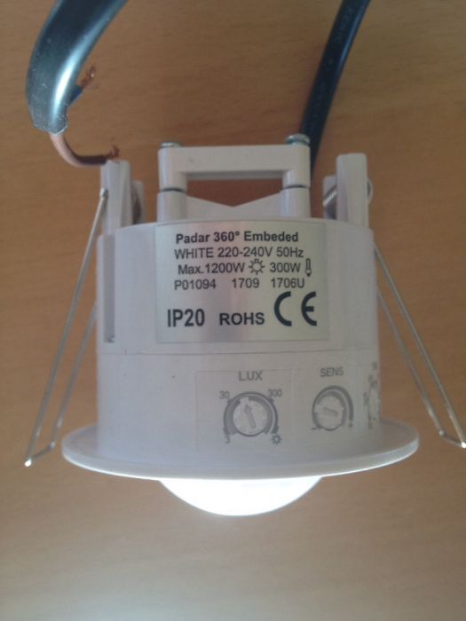 Detector de movimento para iluminação