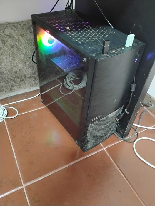 Pc gamer com cadeira gamer + setup completo