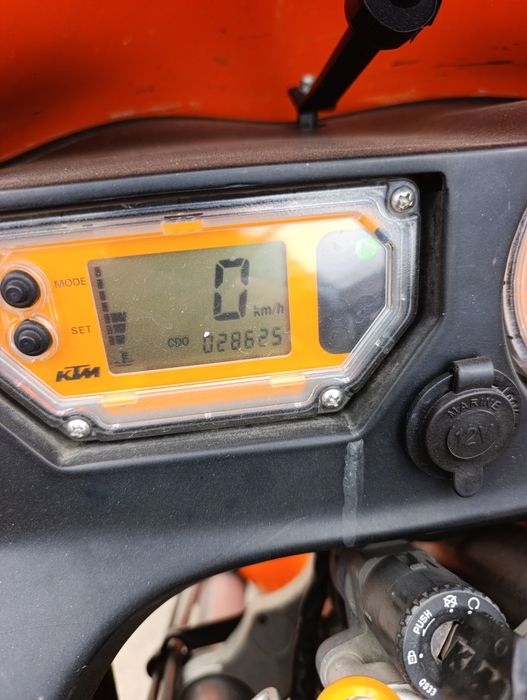 KTM 640 adventure