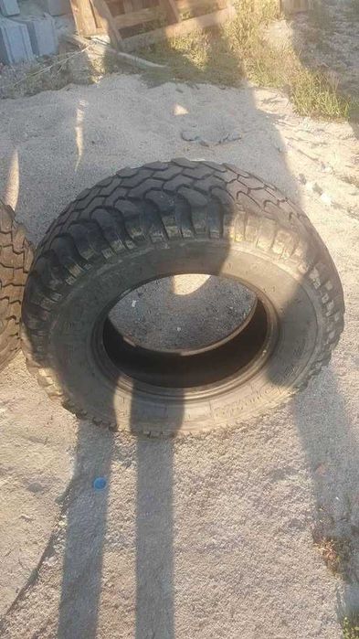 Pneus F-MUD 235/75 R15