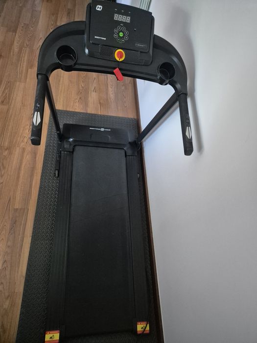 Passadeira Passadeira Elétrica BODYTONE DT12 – 12 km/h – Bom Estado