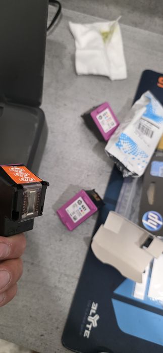 Продам компактный мобильный принтер HP OfficeJet 202.