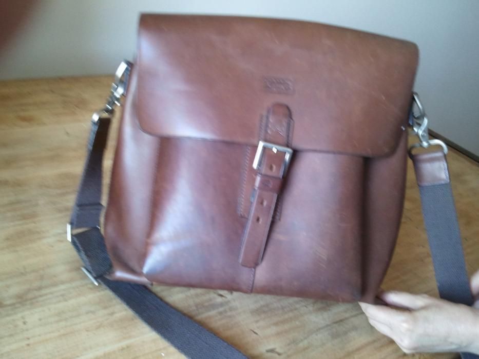 Pasta Camel Active em couro