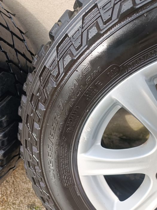 Jantes 17 Bmw com pneus usados para todo o terreno para despachar