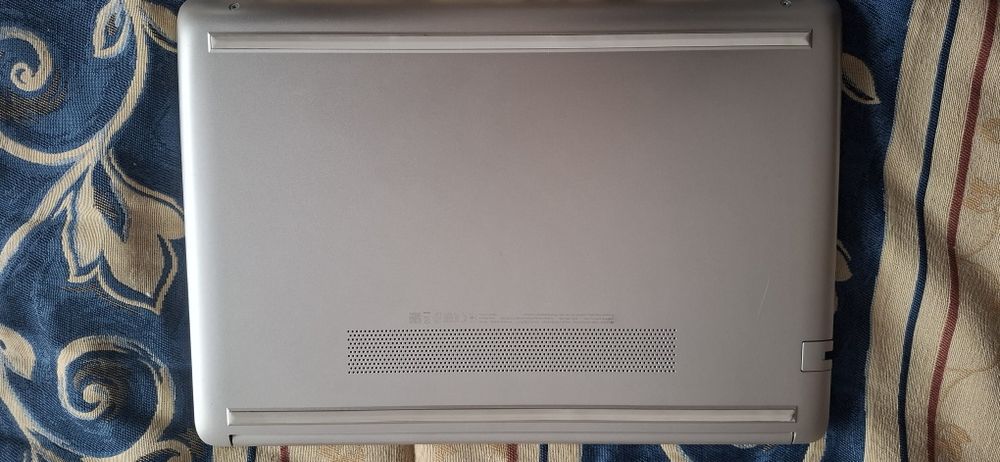 portátil hp ryzen 5