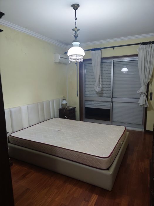 Quarto com casa banho