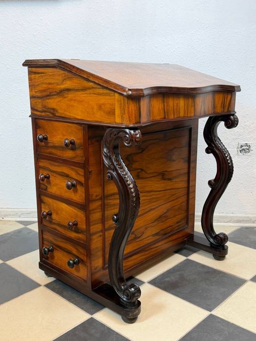 Антикварний комод Davenport