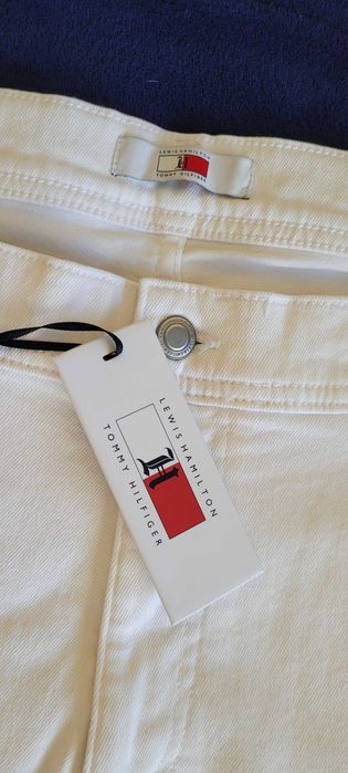 Tommy Hilfiger Lewis Hamilton Slim fit Distressed Jeans
