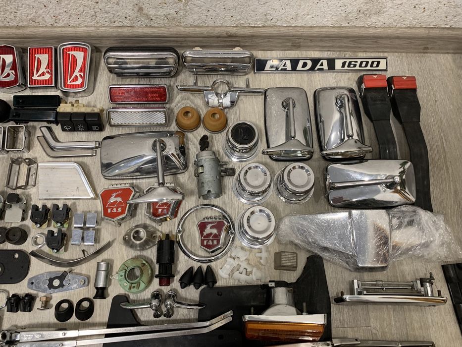 Эмблема ваз 2101-2106 ссср новое