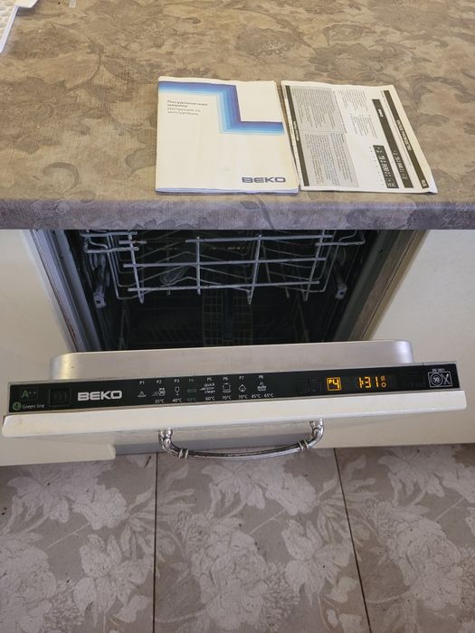 Посудомойка Beko Dis 5831