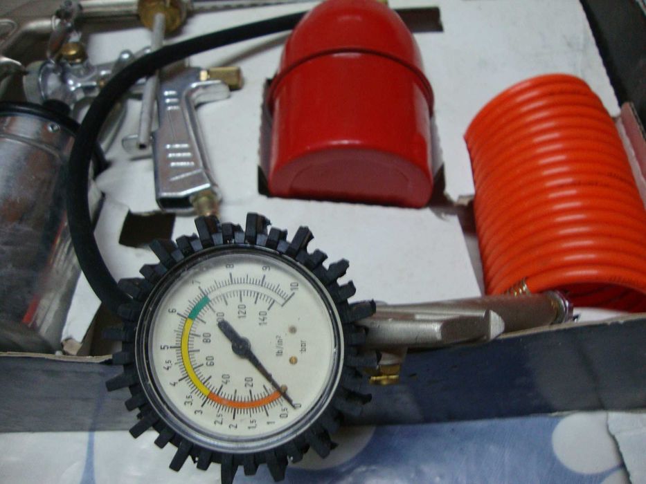 Kit de Pintura com seis Acessórios da marca MADER