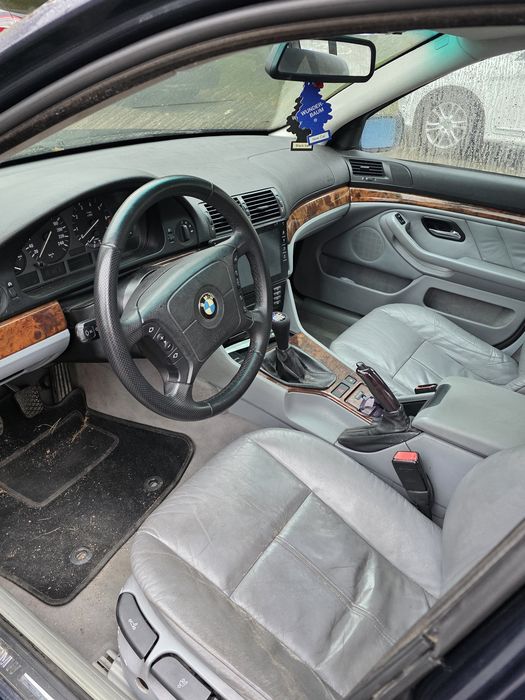 BMW E39 520i polecam