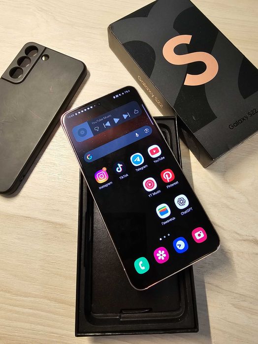 Samsung Galaxy S22 8/128GB Pink Gold