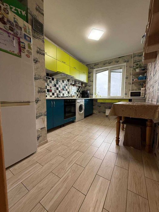 3 кімнатна квартира на вул. Мстиславська 42