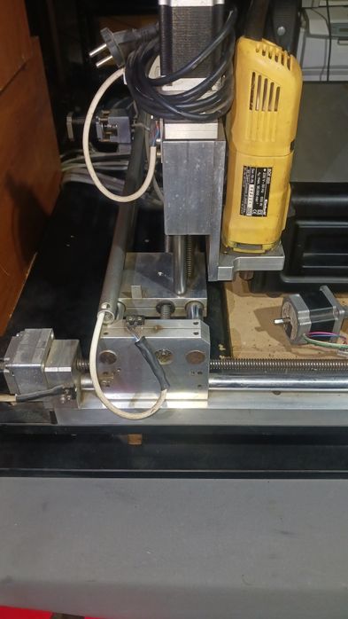 Cnc com área considerável a precisar de ligação por técnico habilitado