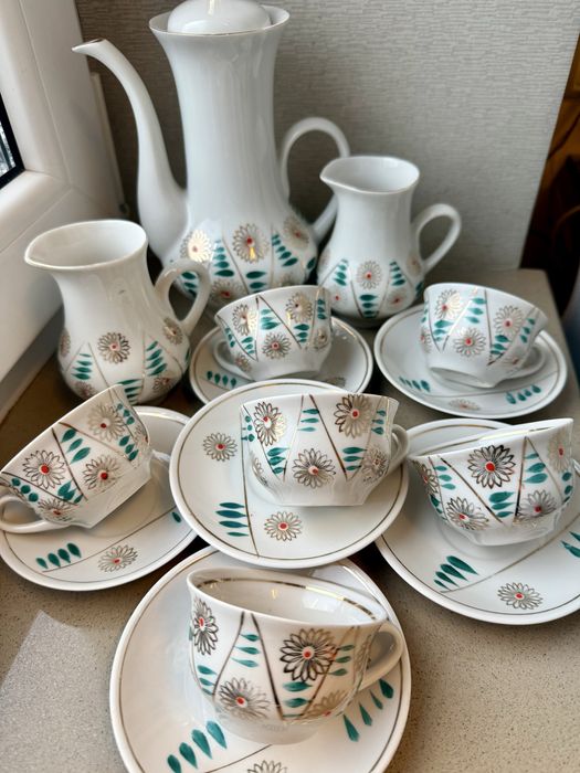 Фарфор ссср , чашки, блюдца, коростень