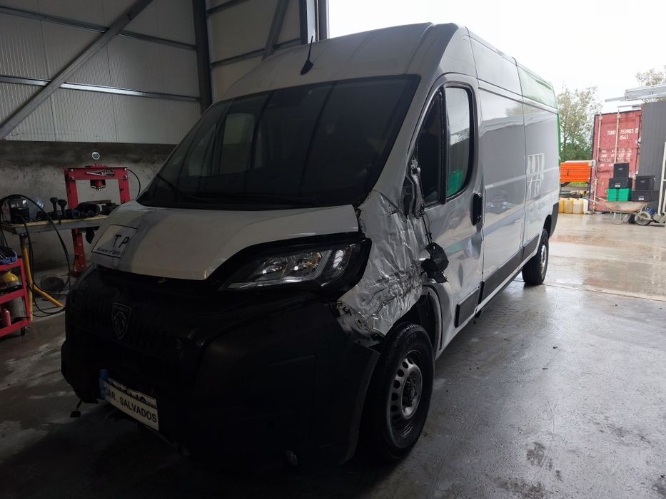 Peugeot E- Boxer 100% eléctrico