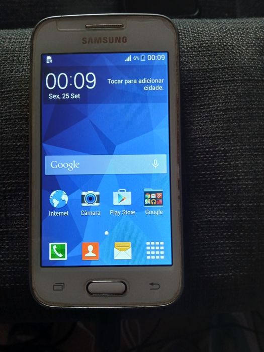 Telemóveis Samsung e Blackberry