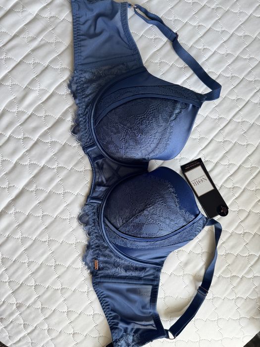 Продам бюст 75/е hunkemoller коллекция Noir