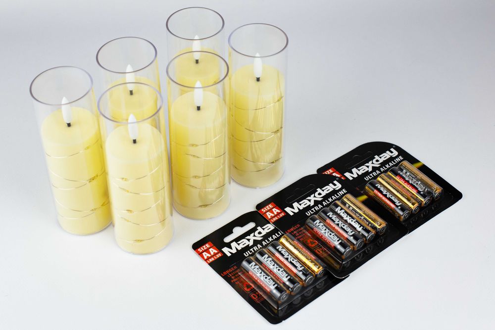 Zestaw 6 LEDowych zniczy w szkle + baterie GRATIS – 79 zł