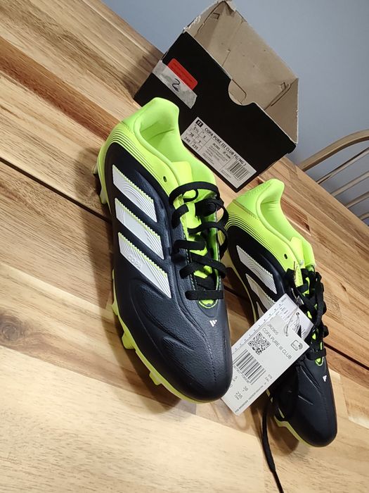 Cx2 chuteiras 38  adidas original novas