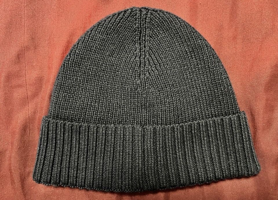 Oryginalna czapka zimowa BOSS