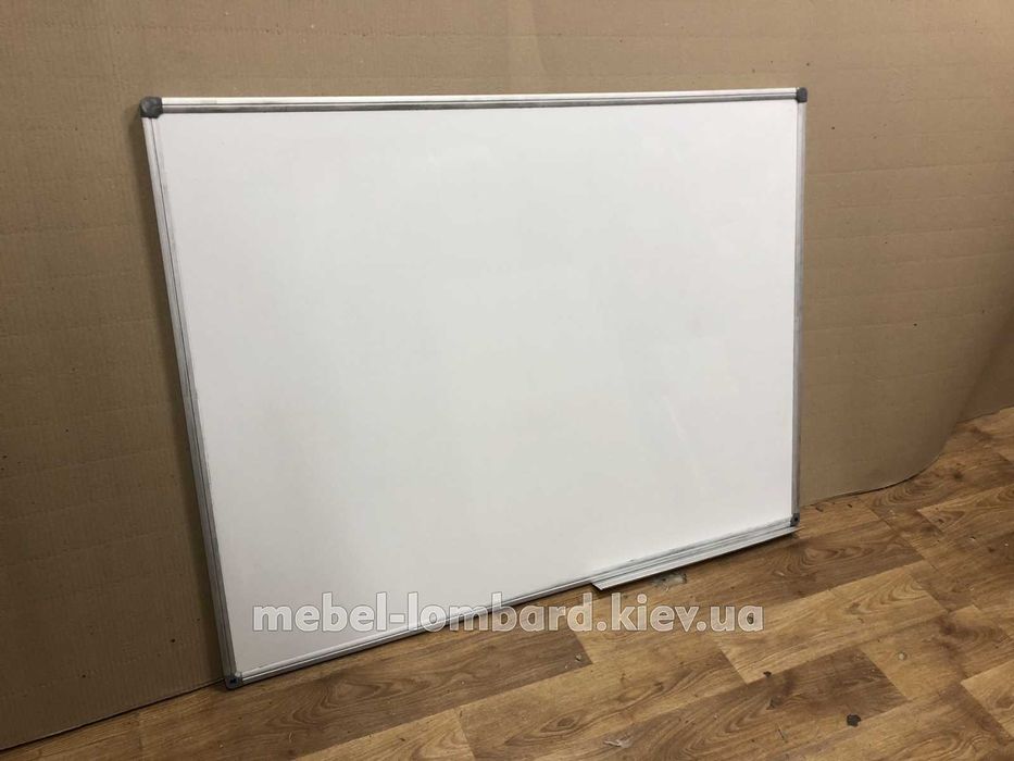 Доска магнитно-маркерная "90х120 см" бу