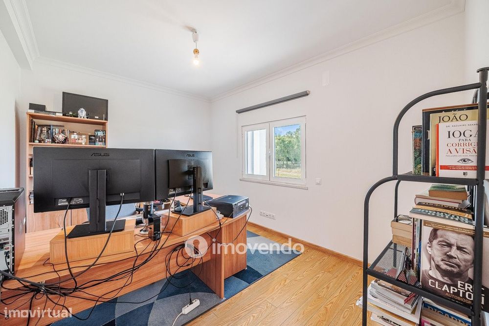 Moradia T4 incrível, com terreno de 4.200m², no Rebocho, Coruche