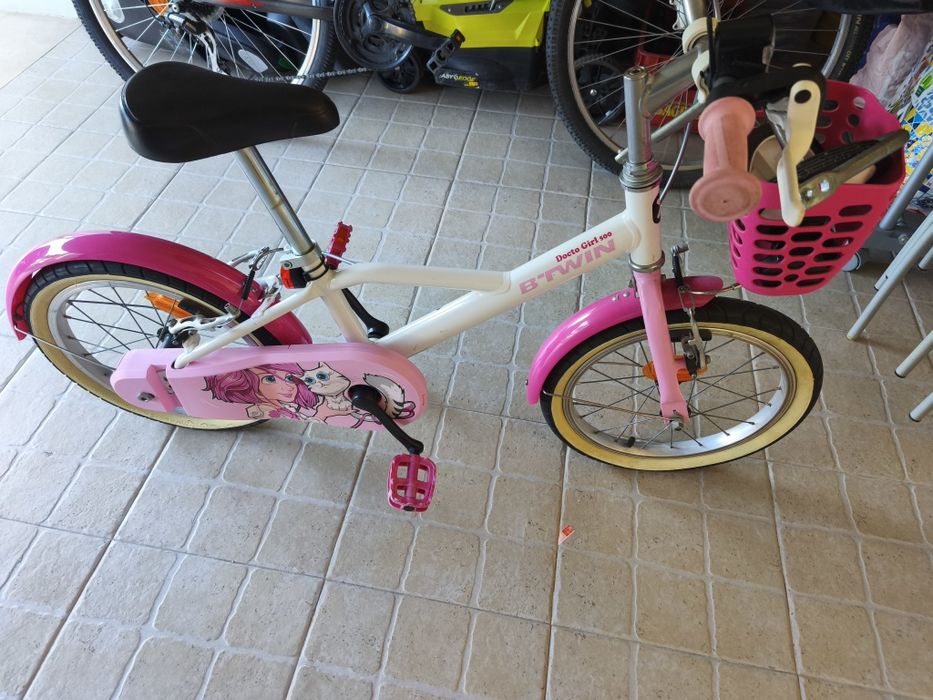 Bicicleta de criança (menina)