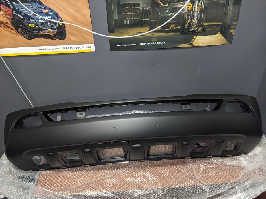 Бампер передній новий на Мерседес МЛ 163 з 2002 р.в. (рест)