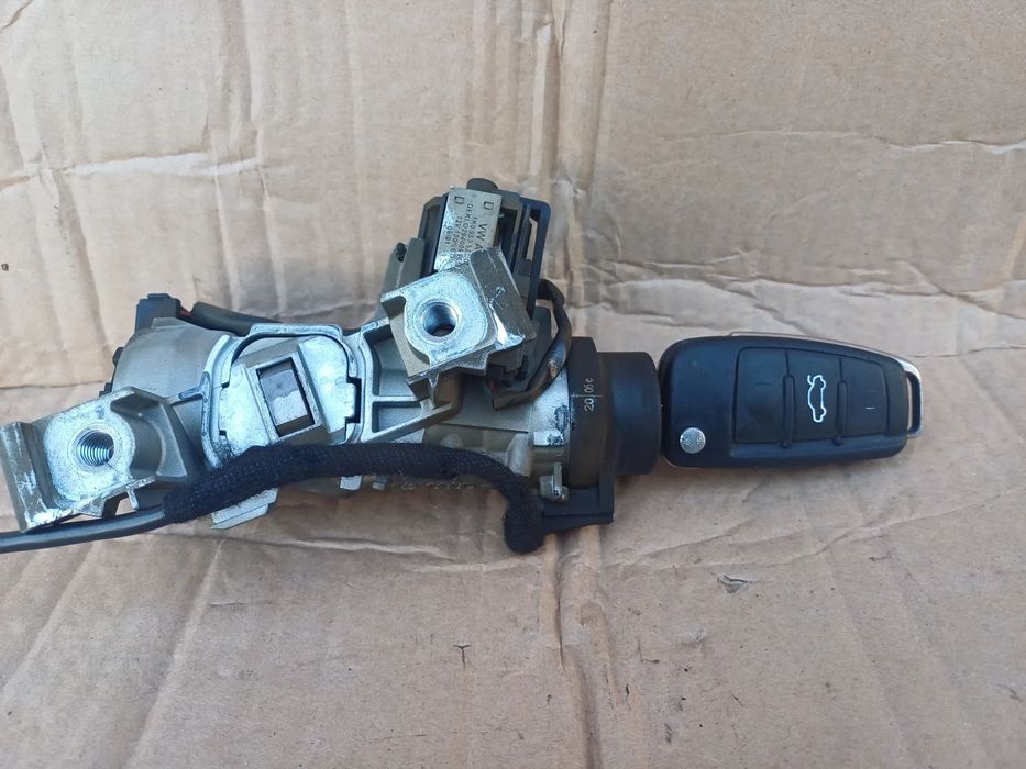 Audi A3 8P Golf V Stacyjka kluczyk 1K0905851B