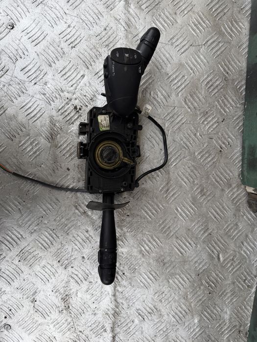 Переключатель поворотов дворников Рено менан 2000 год renault megane