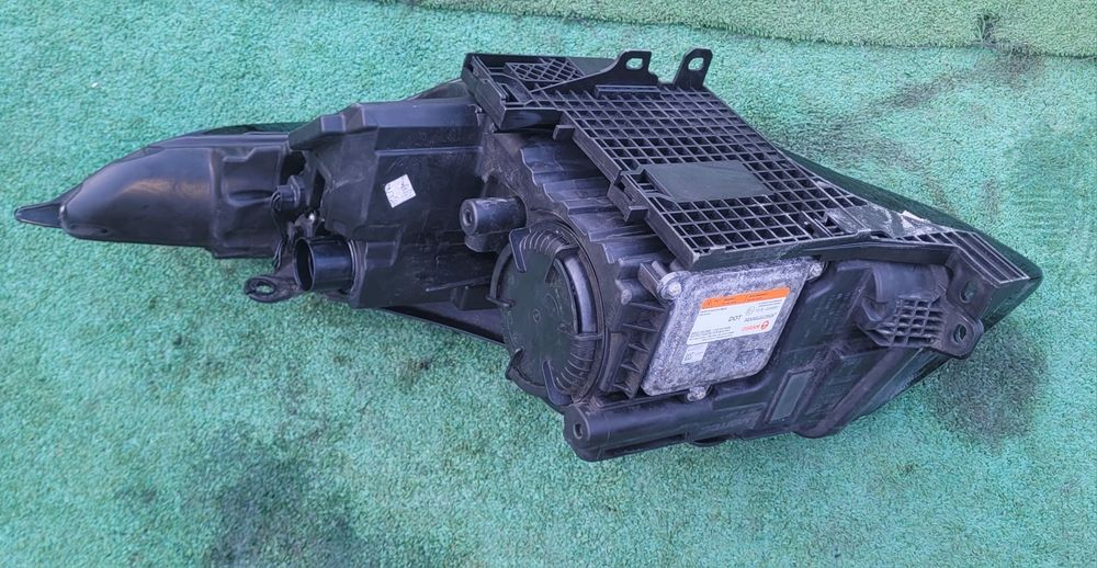 Farol/Ótica Direita Land Rover/Range Rover Evoque Xénon