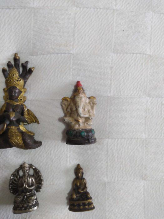 Figuras Orientais Antigas