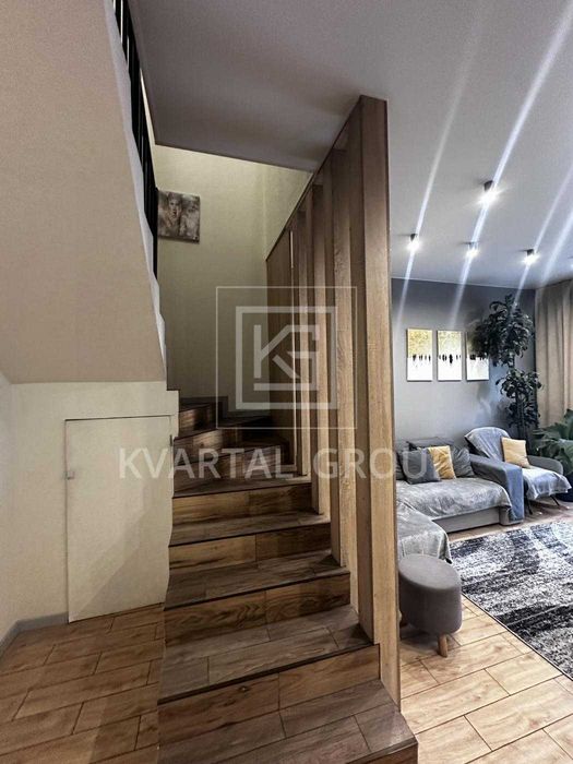 Продам Ексклюзивний кутовий таунхаус з Дизайнерським Ремонтом на Великій ділянці,Держпрограми ТАК,Оформлення 2%