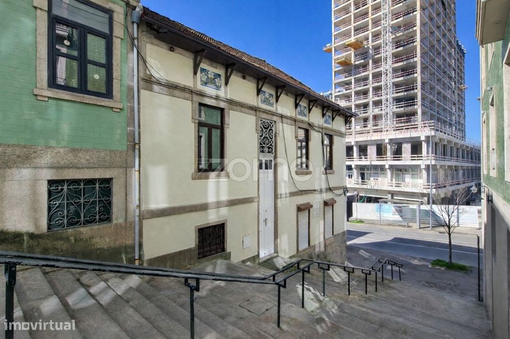 Apartamento T1+1 ao Campo 24 de Agosto, Bonfim, Porto