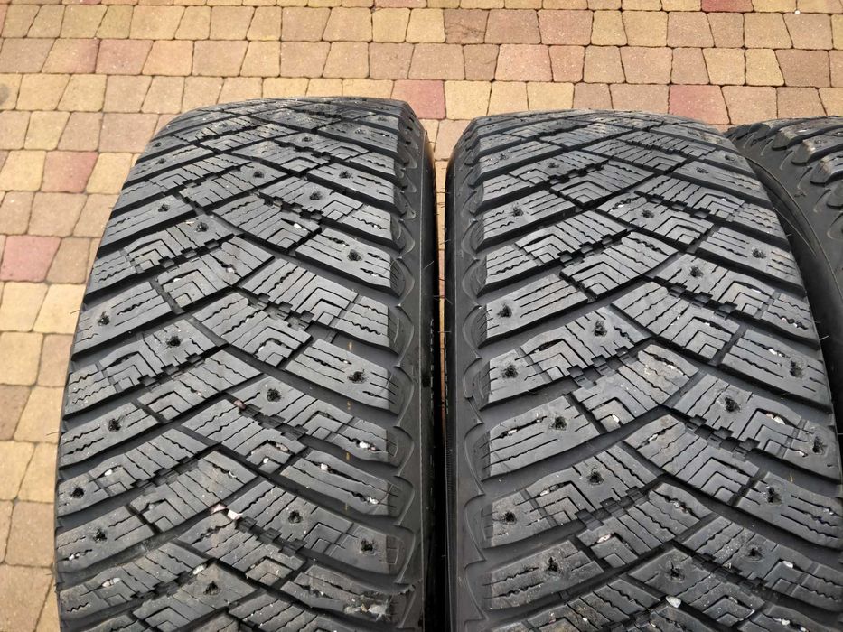 3967. Koła zimowe SsangYong Korando IV 5x112 ET35 225/60/17 7.5/8.5mm
