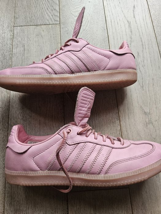 adidas Samba x Pharrell Williams Humanrace "Pink" (kod modelu: IE7295).