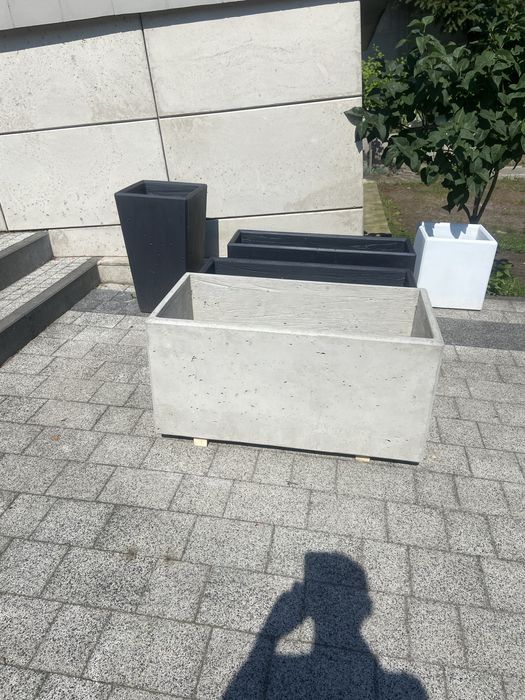 Donice betonowe do salonu do ogrodu i na taras