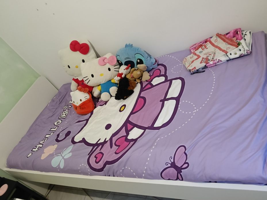 Cama de solteiro e colchão slakt