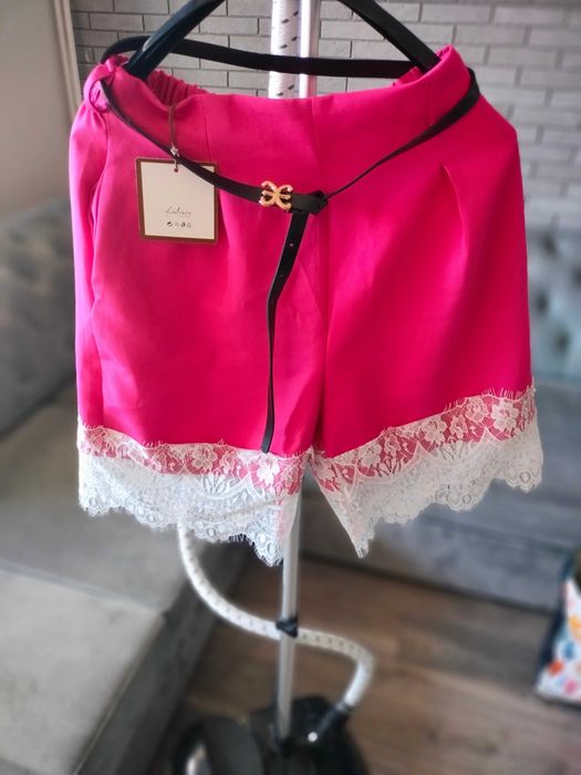Nowe krótkie spodenki
