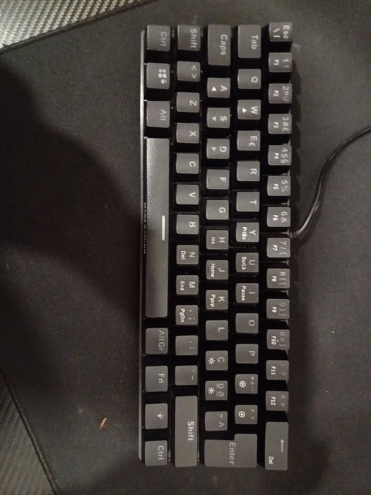 Teclado 60% mars gaming