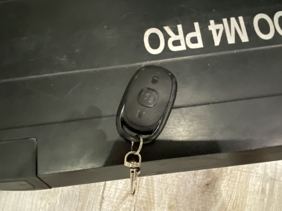 Електро самокат Kugo m4 pro