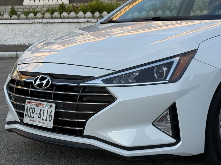 Hyundai Elantra 2020