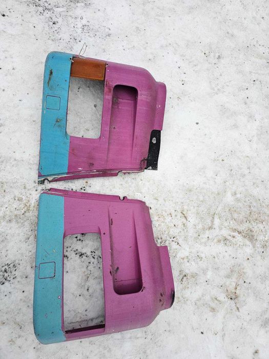 Продам передні накладки на фари на даф 95